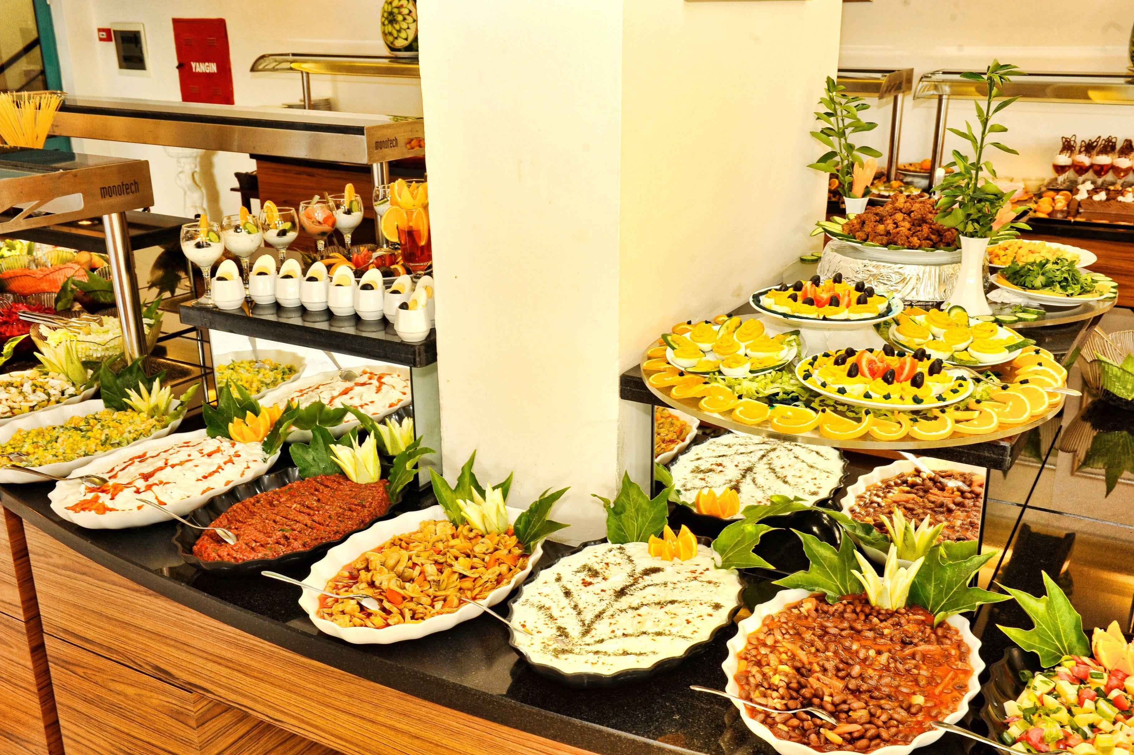 Grand Uysal Beach & Spa Hotel Alanya Luaran gambar